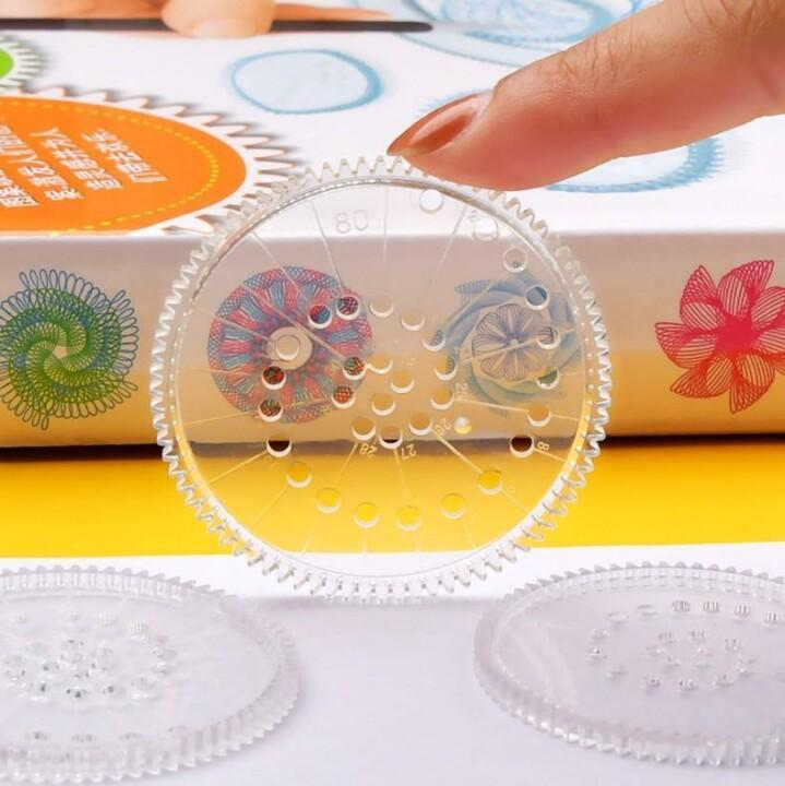 Set di 27 pezzi per disegnare con gli spirografi geometrici | SPIROART
