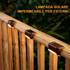 Lampada solare impermeabile per uso esterno