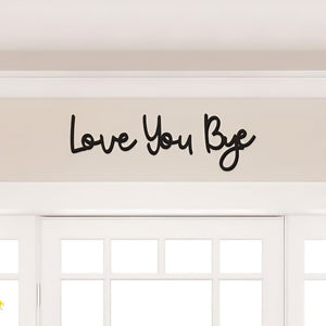 Decorazione con cartello da parete in legno