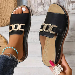 Pantofole aperte in pelle artificiale