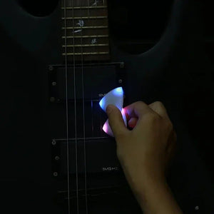 Plettro luminoso per chitarra