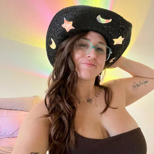 Cappello a prisma di paglia da cowgirl acchiappasole