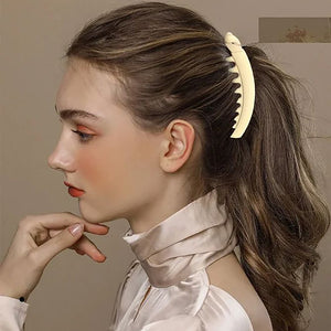 Accessori per capelli semplici a mezzaluna