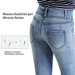 Jeans elasticizzati alla moda